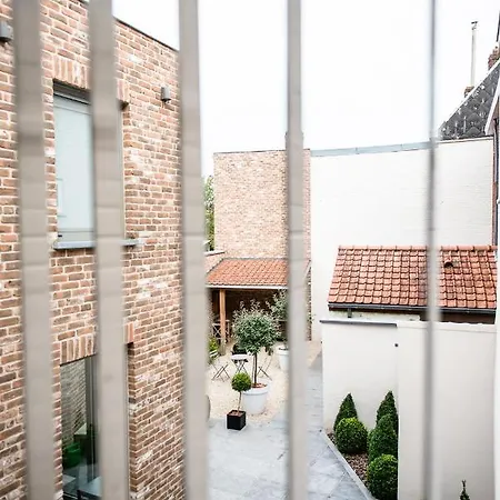 Bed & Breakfast Maison De La Paix