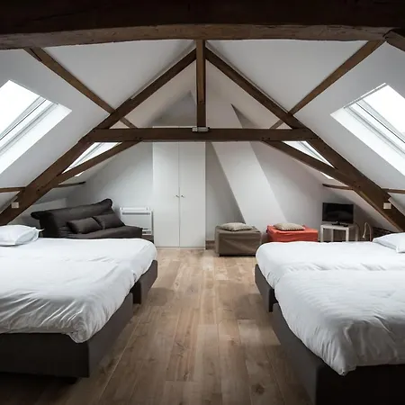 Maison De La Paix Bed & Breakfast